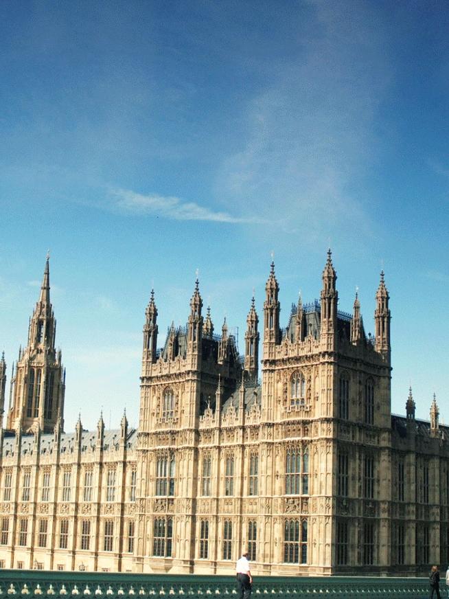 Photo of the Houses of Parliament in London