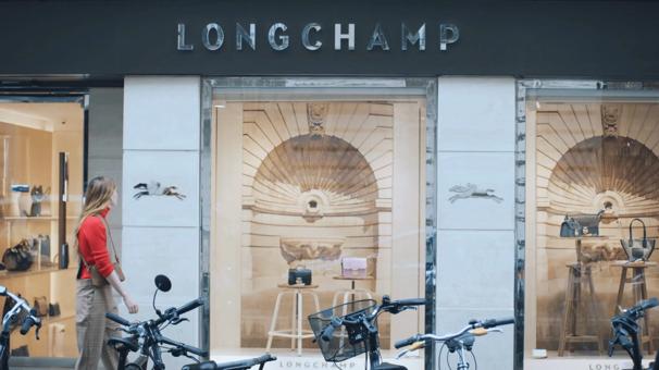 Paiement et détaxe : une expérience premium chez Longchamp